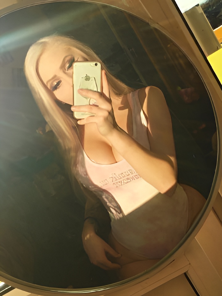 Роксана привлекательная девушка из Домодедово цена от 4000 руб