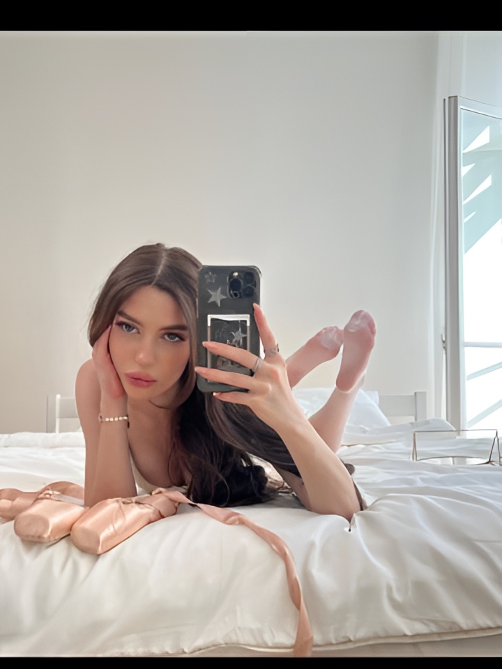 Василиса привлекательная девушка из Домодедово цена от 10000 руб