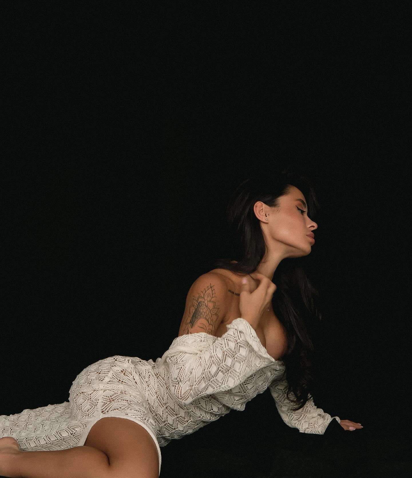 Надюша привлекательная девушка из Домодедово цена от 8000 руб