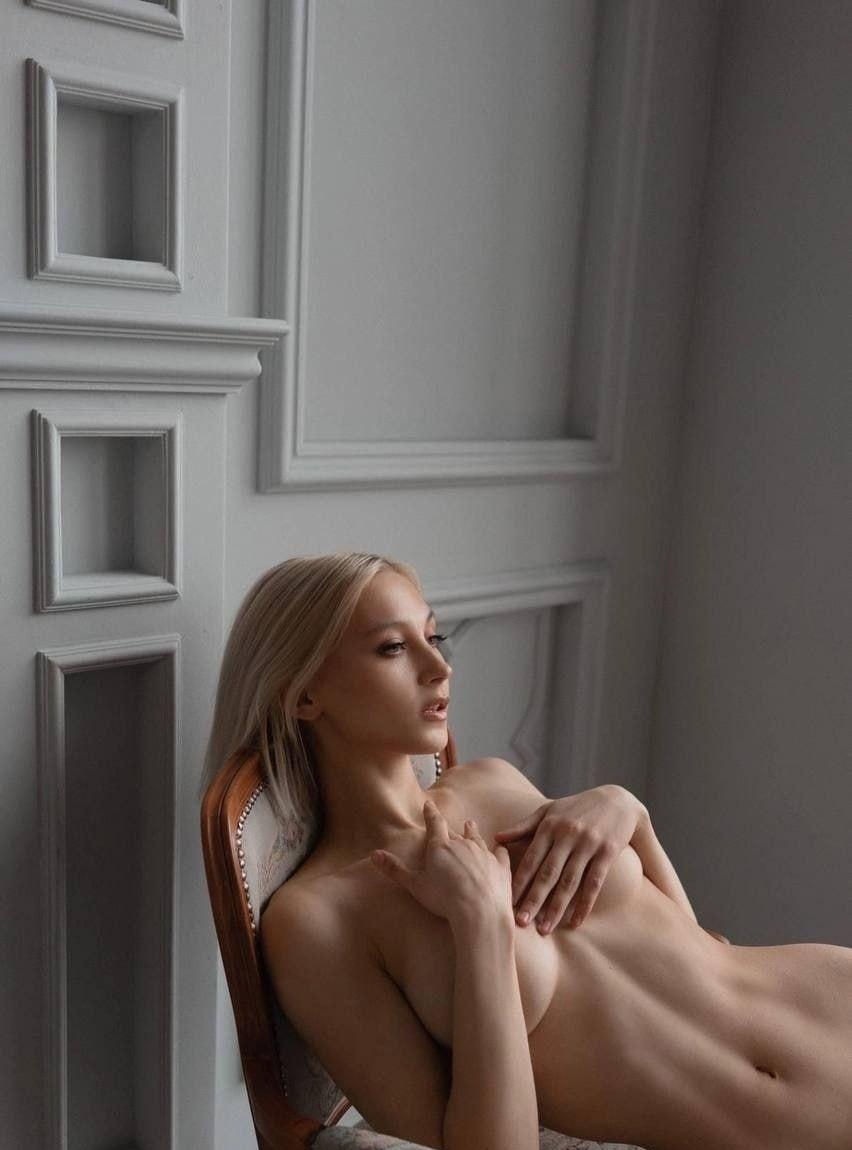 Уля привлекательная девушка из Домодедово цена от 4000 руб